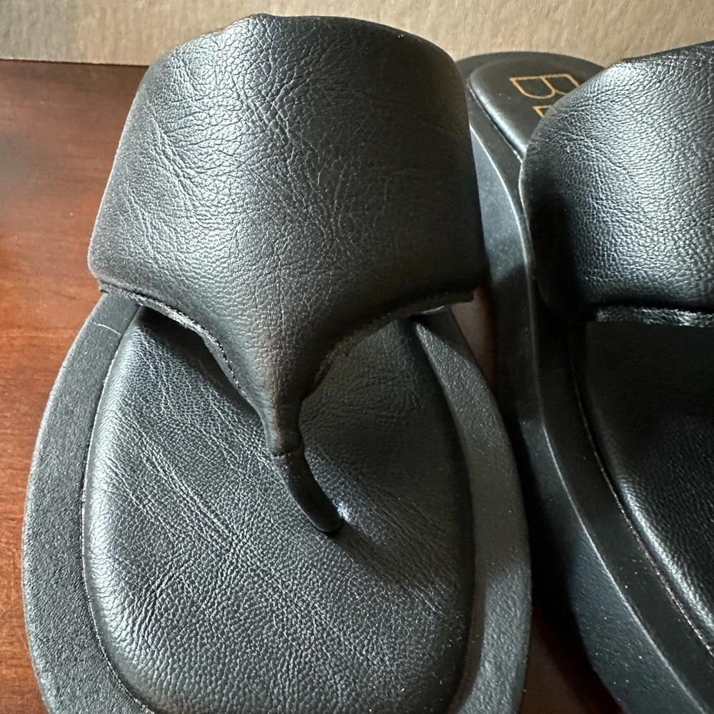 Beach By Matisse Black Slide Sandals - Picture 5 of 9